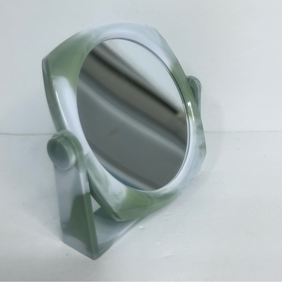 VINTAGE SHAVING/MAKE-UP MIRROR GREEN MARBLE-LIKE PLASTIC MAGNIFYING WALL MOUNT - Picture 2 of 5